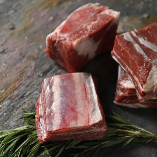 DANA KEMİKLİ HAŞLAMA